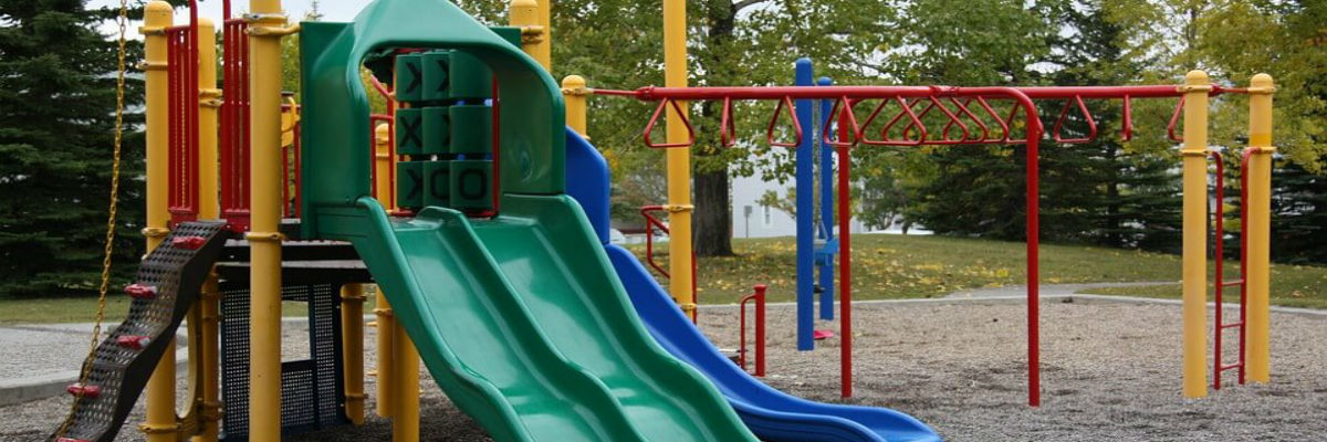 Inaugurato un nuovo parco giochi accessibile dove possono giocare insieme bambini con e senza disabilità